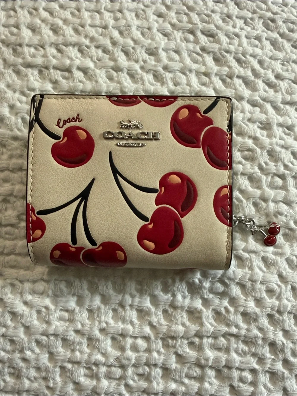 Coach Snap Wallet In Signature Canvas With Cherry Print 🍒 CZ347/CZ618